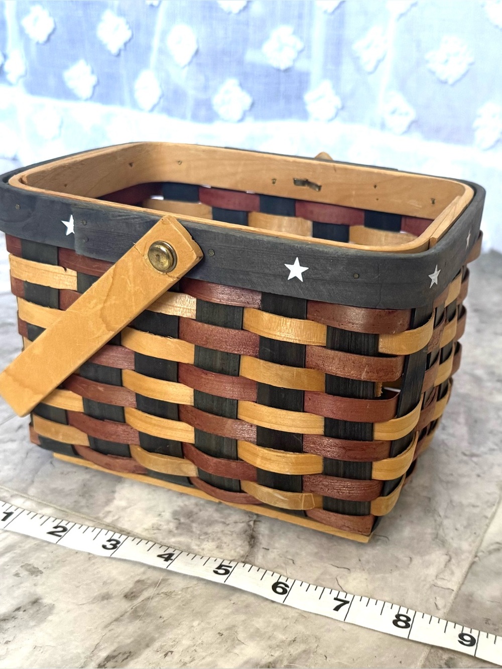 Woven Wood American Basket with Star Accent